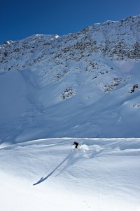 Nico sous la crête d'Argentière (Aiguilles d'Arves).