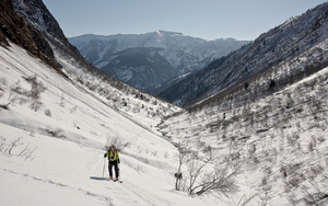 Vallon des Roches en manteau printanier