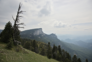 L'aiguilette de Die marque le retour au Sud des Hauts-Plateaux.