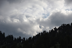 La météo est optimiste mais le ciel chargé...