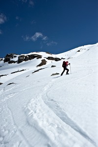 Dans la montée vers le refuge des Evettes.