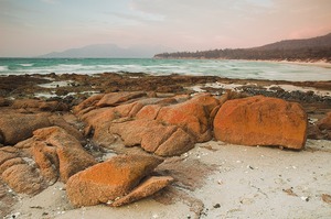 Cooks Beach, Freycinet National Park